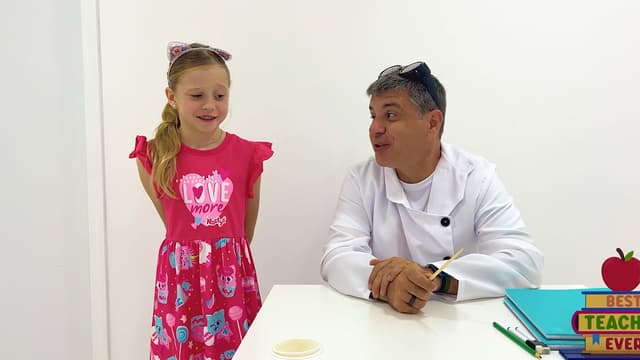 S03:E11 - Nastya's Adventures: Science, Healthy Habits, and Hurricane Safety