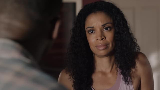 S03:E01 - Nine Bucks