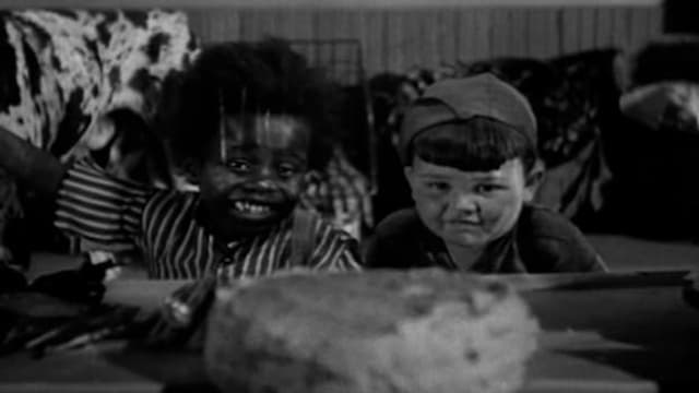 S01:E66 - Roamin' Holiday