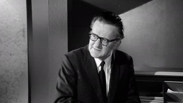 S04:E02 - The Gravediggers