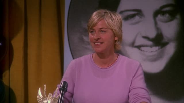 S01:E01 - Pilot