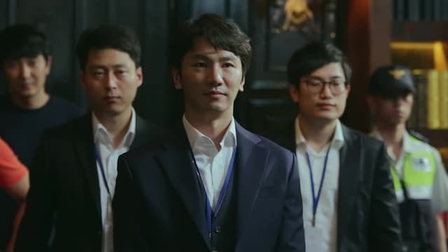 S04:E12 - Episode 12