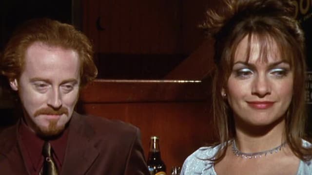 S01:E02 - Creating a Buzz