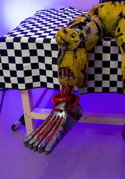 Póster de S01:E11 - I Made FNAF Legs ... Again (Springtrap) + I Made the Grossest FNAF Costume (Springtrap’s Body) + I Finished My Animatronic Springtrap Cosplay (FNAF)