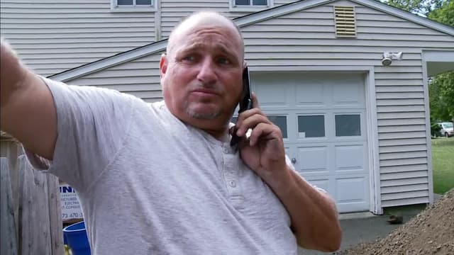 S03:E11 - Huge Paver Patio