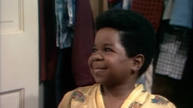 S01:E102 - The Social Worker