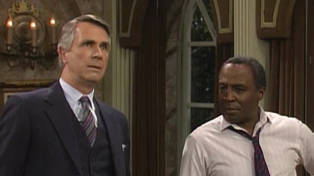 S07:E16 - The Hat and the Ring