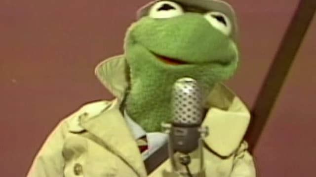 S22:E105 - Savion Gives Elmo His Old Tap Shoes