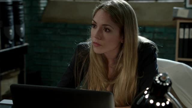 S02:E01 - An Unjust Death